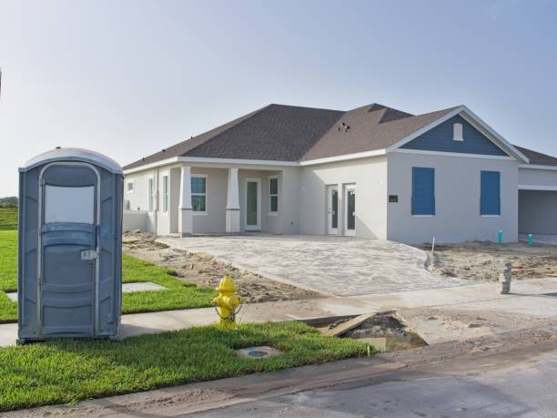 Portable Toilet Options We Offer in Brentwood, MO